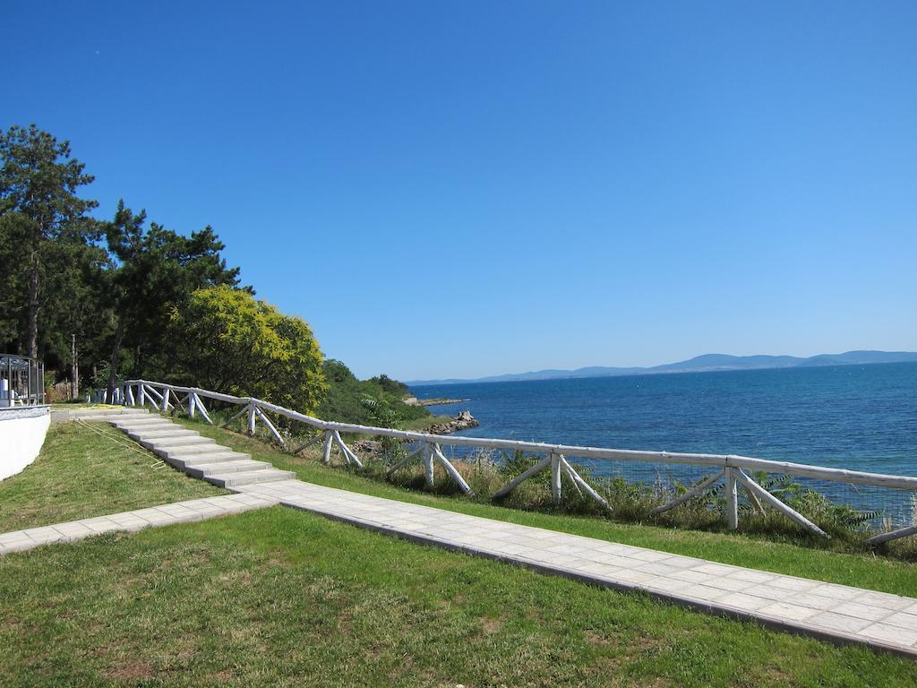 Blue Bay Palace Apart Complex Pomorie Esterno foto