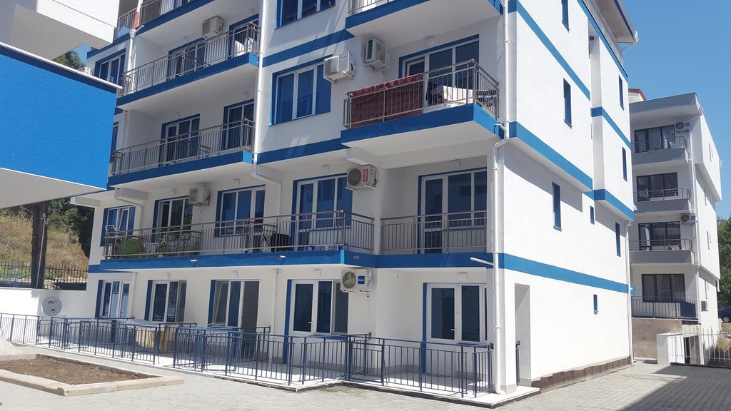 Blue Bay Palace Apart Complex Pomorie Esterno foto