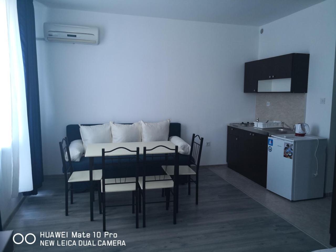 Blue Bay Palace Apart Complex Pomorie Esterno foto