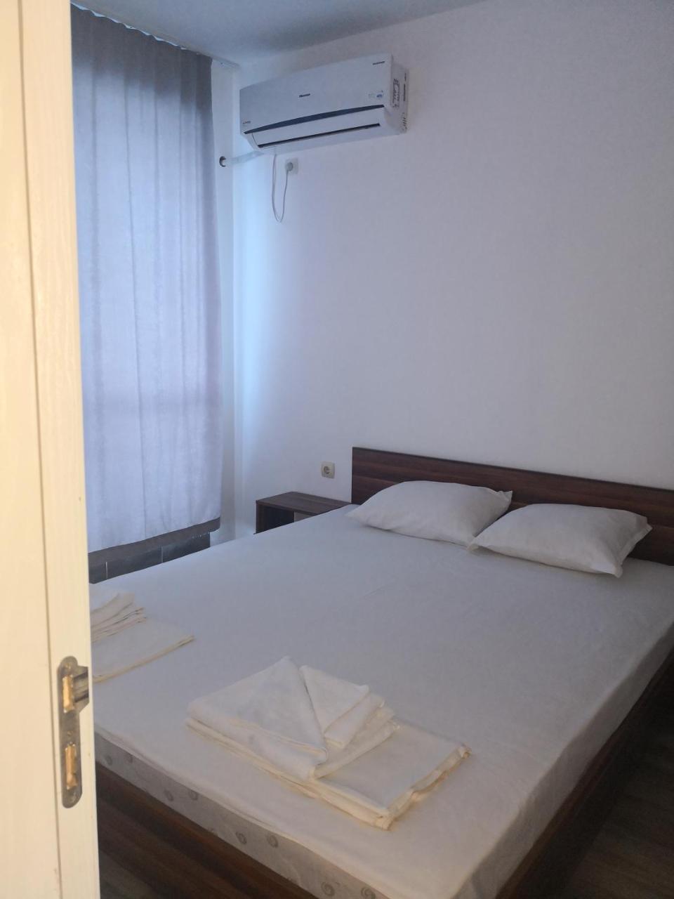 Blue Bay Palace Apart Complex Pomorie Esterno foto
