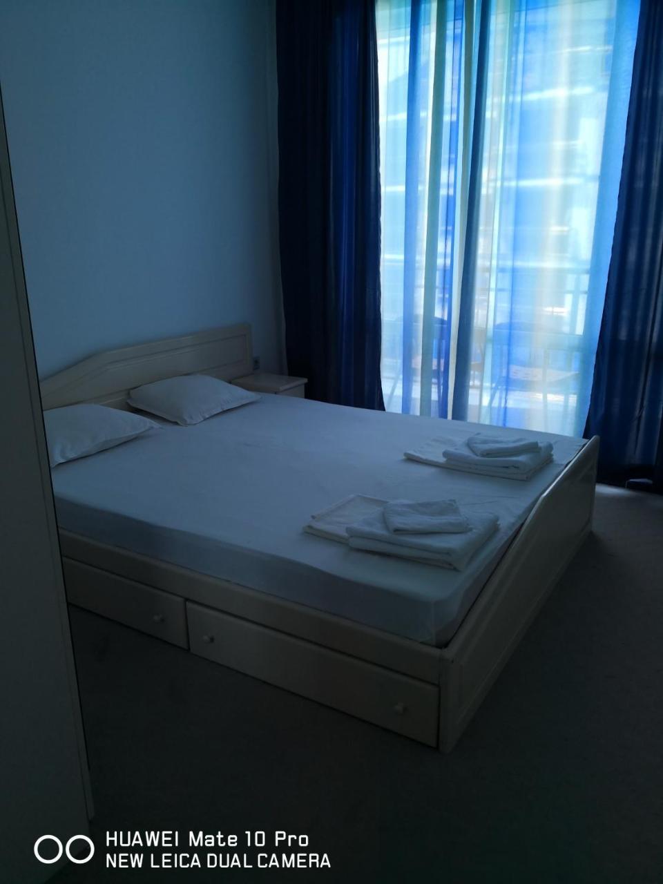 Blue Bay Palace Apart Complex Pomorie Esterno foto